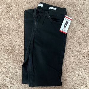 Brand new Jessica Simpson skinny high rise jeans